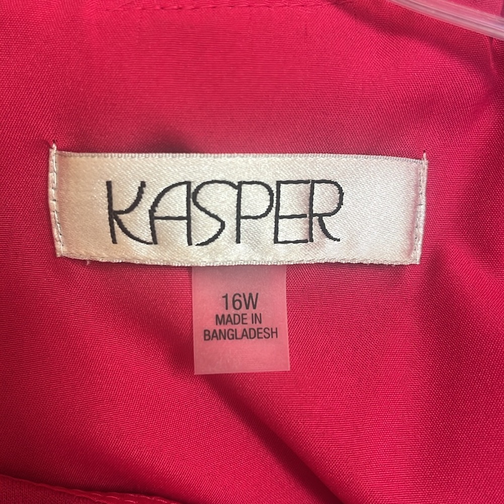 Kasper Women's 2 piece dress and Blazer. Fuchsia and black - Picture 4 of 7